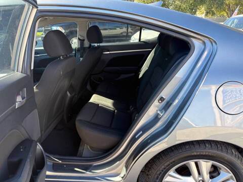 2019 Hyundai Elantra SEL