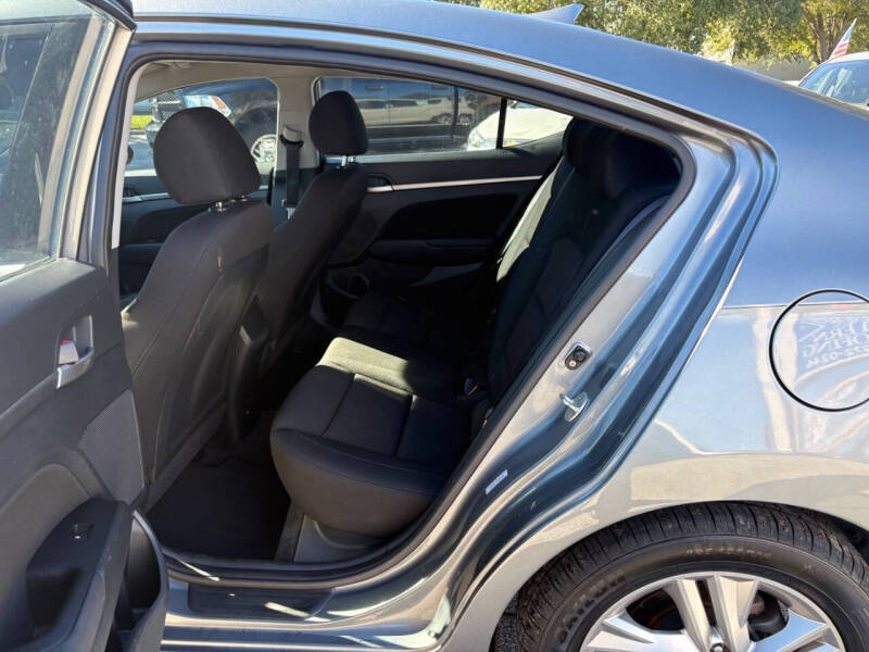 2019 Hyundai Elantra SEL