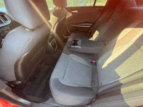 2018 Dodge Charger SXT