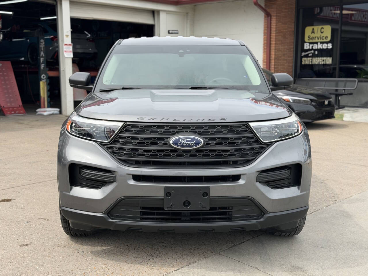 Gray 2021 Ford Explorer Base Base 4dr SUV 2
