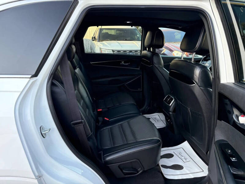 2016 Kia Sorento SX Limited