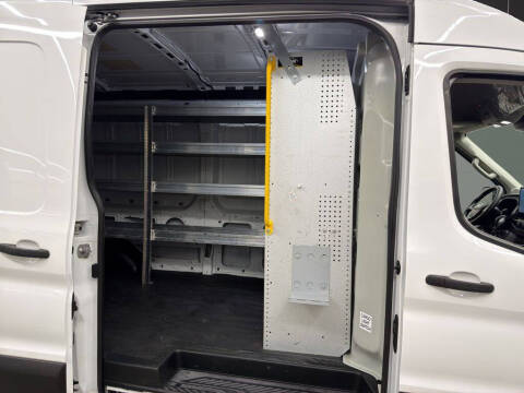2022 Ford Transit
