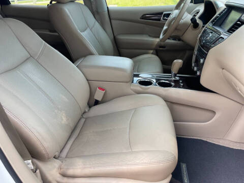 2014 Nissan Pathfinder Platinum