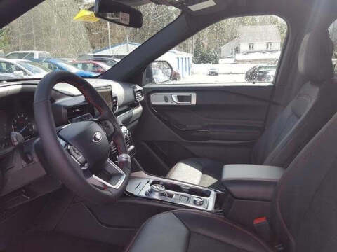 2024 Ford Explorer ST-Line