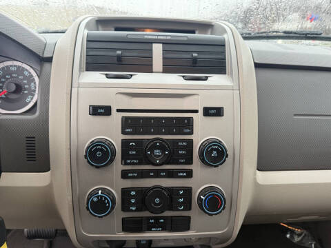 2011 Ford Escape XLT