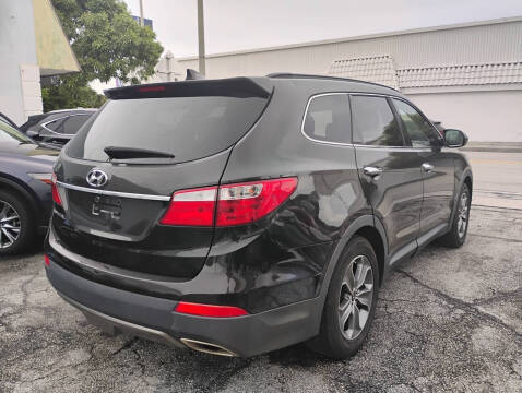2016 Hyundai Santa Fe SE