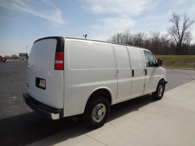 2020 Chevrolet Express 2500