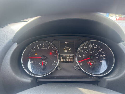 2014 Nissan Rogue Select S