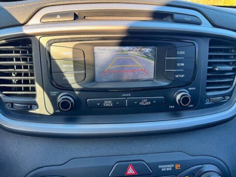 2018 Kia Sorento LX V6