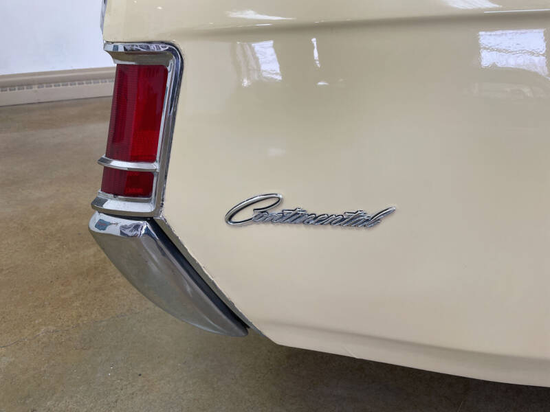 1970 Lincoln Mark III