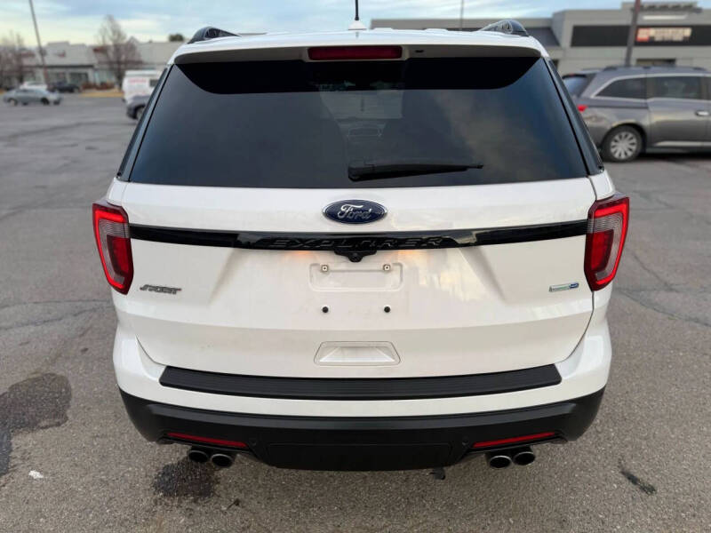 2019 Ford Explorer Sport