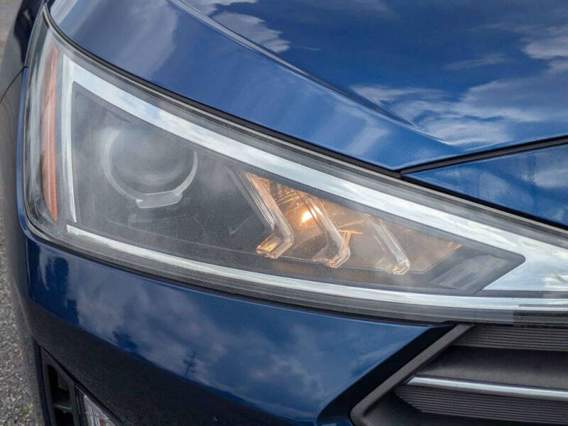 2019 Hyundai Elantra