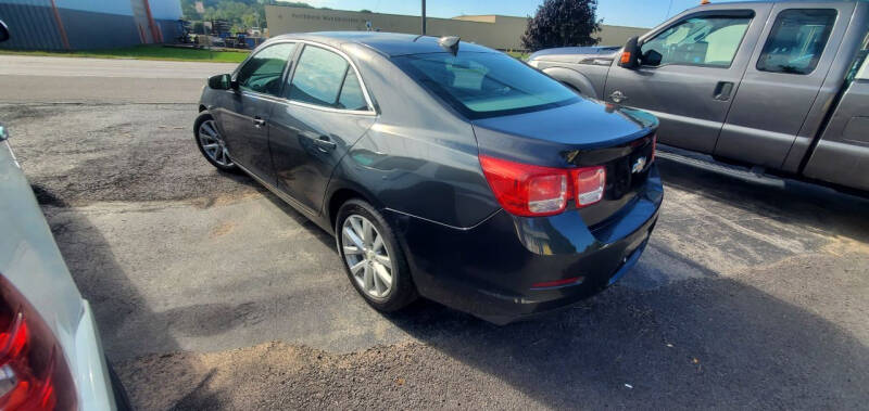 2015 Chevrolet Malibu 2LT photo 5