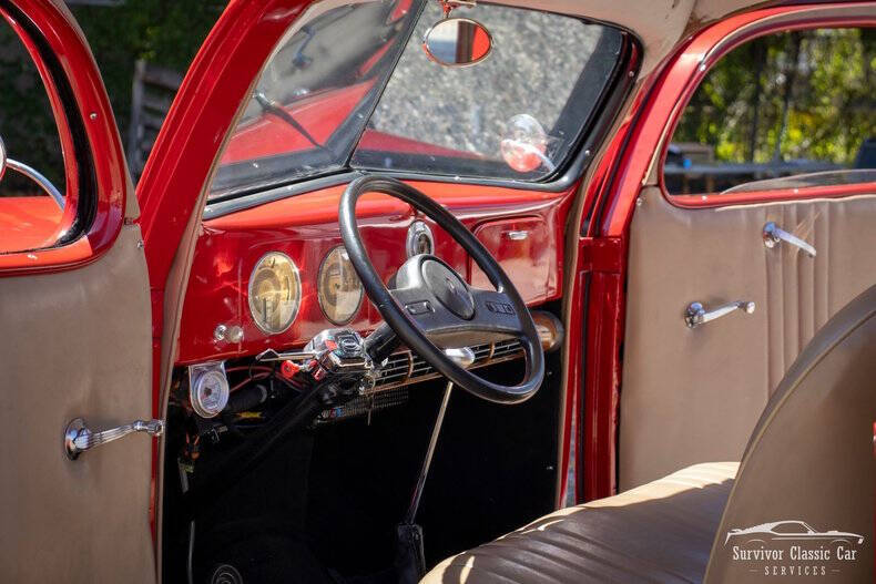 1937 Ford Tudor