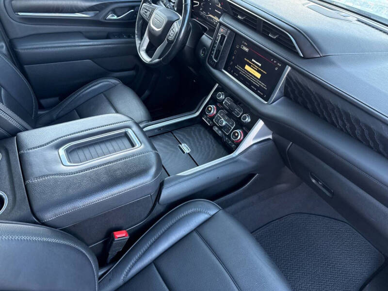 2022 GMC Yukon Denali