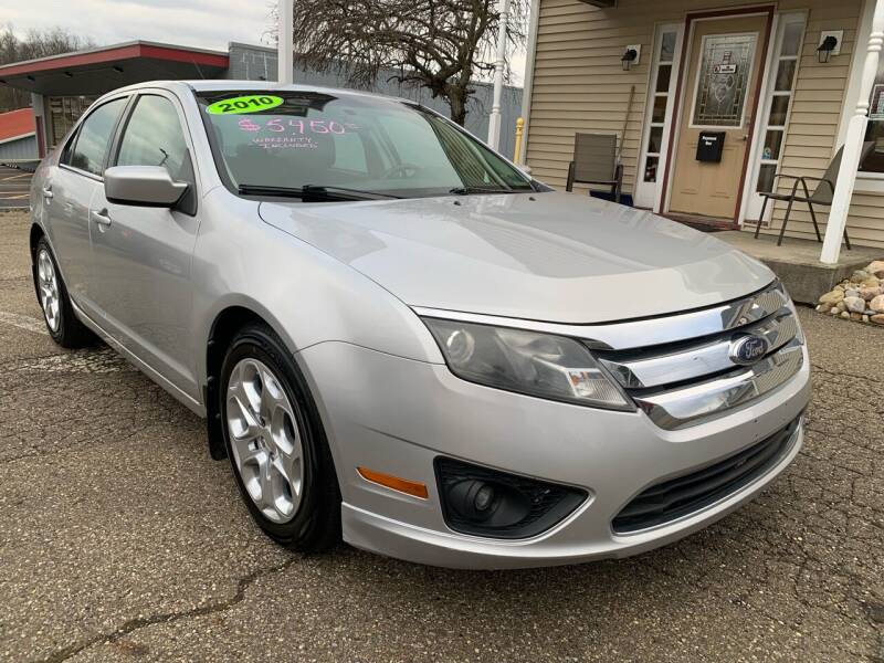 2010 Ford Fusion for sale at G & G Auto Sales in Steubenville OH