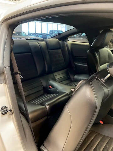 2006 Ford Mustang GT Deluxe