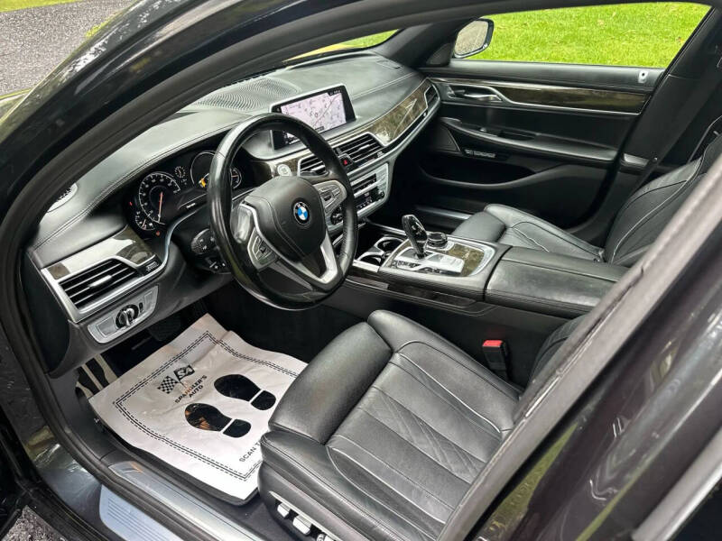 2016 BMW 7 Series 750i xDrive