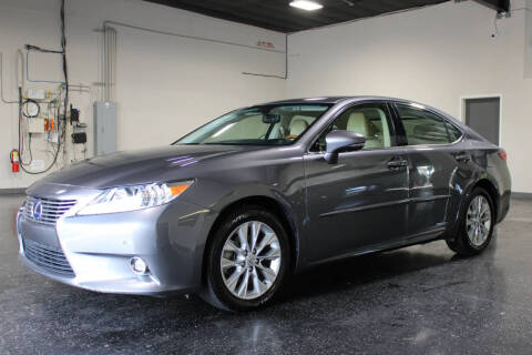 2015 Lexus ES 300h