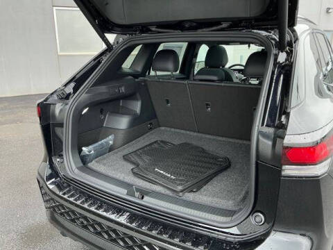 2025 Volkswagen Tiguan SE R-Line Black 4Motion