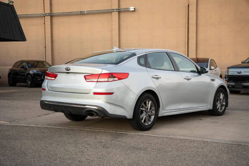 2019 Kia Optima LX