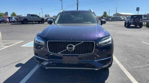 2017 Volvo XC90 T6 Momentum