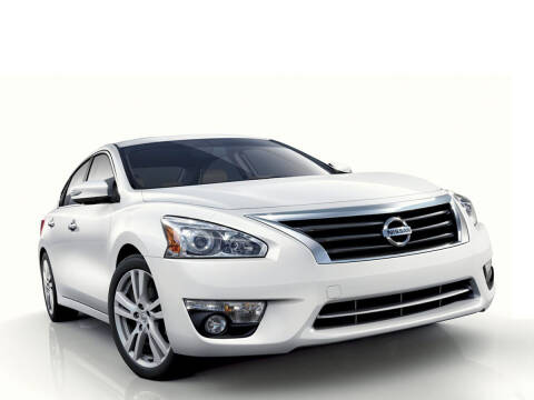 2013 Nissan Altima for sale at CHRIS SPEARS' PRESTIGE AUTO SALES INC in Ocala FL