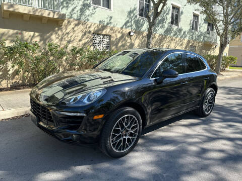 2015 Porsche Macan for sale at CarMart of Broward in Lauderdale Lakes FL