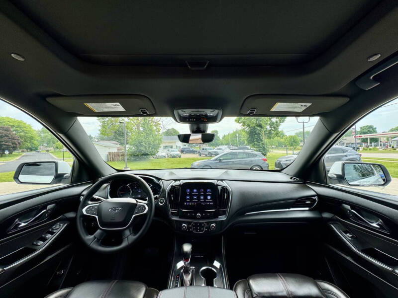2023 Chevrolet Traverse RS