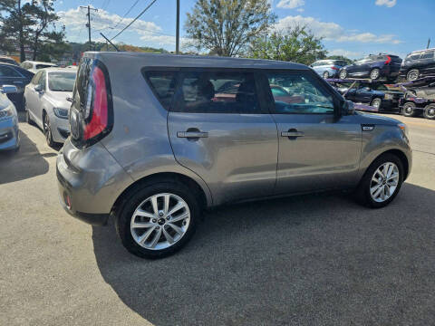 2018 Kia Soul +