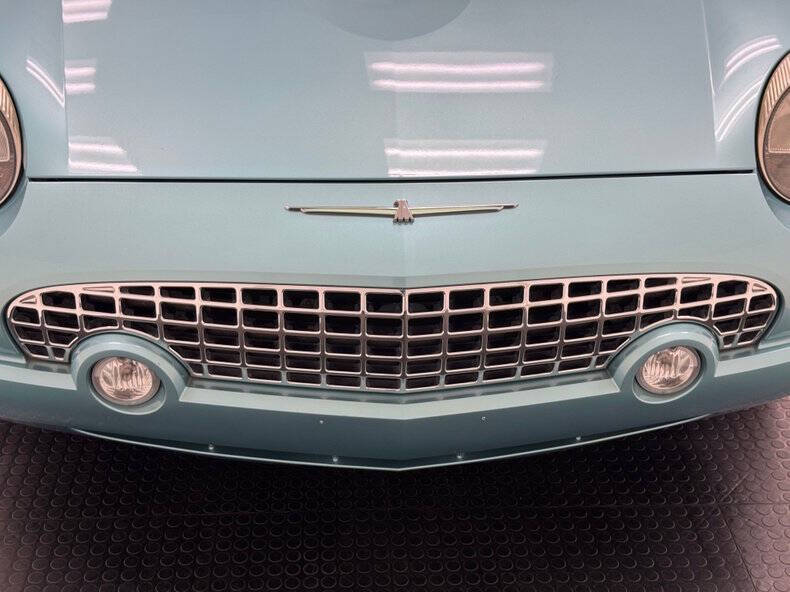 2002 Ford Thunderbird Deluxe