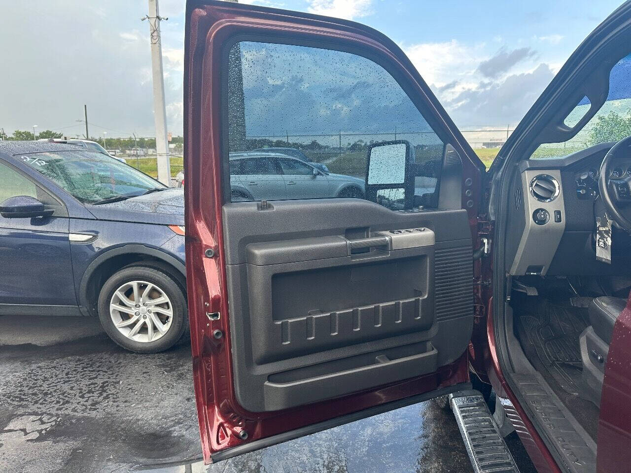 2016 FORD F-250 Pickup - $26,900