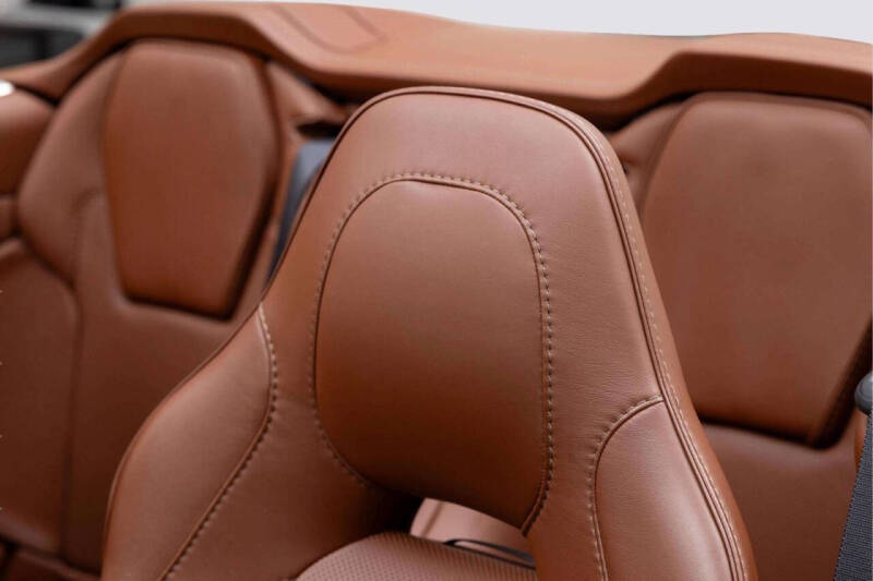 2016 Aston Martin Vanquish Volante