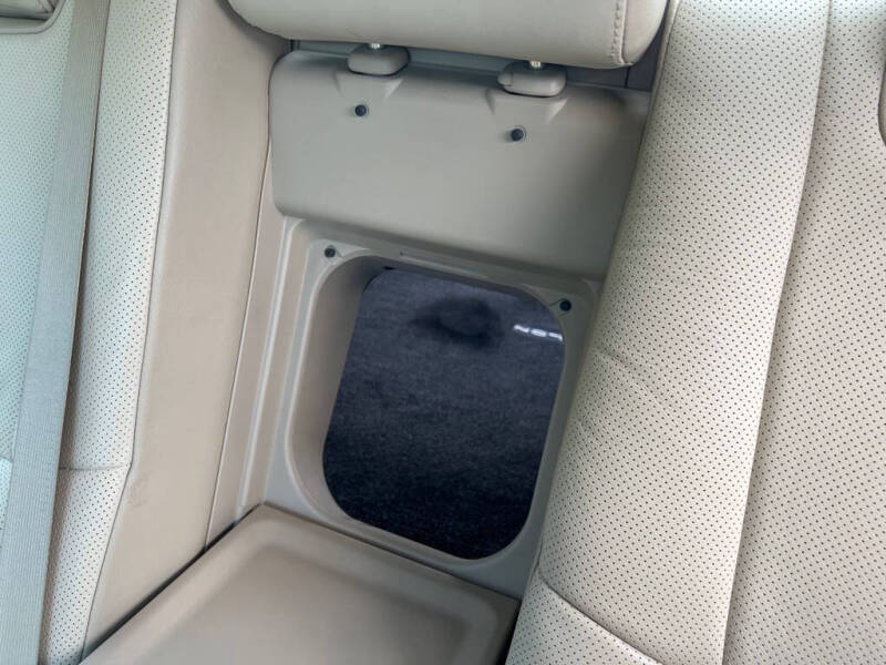 2011 Toyota Avalon Limited