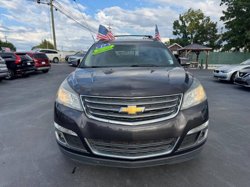2017 Chevrolet Traverse LT