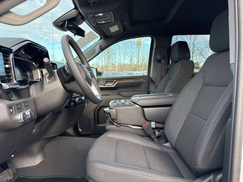 2025 GMC Sierra 1500