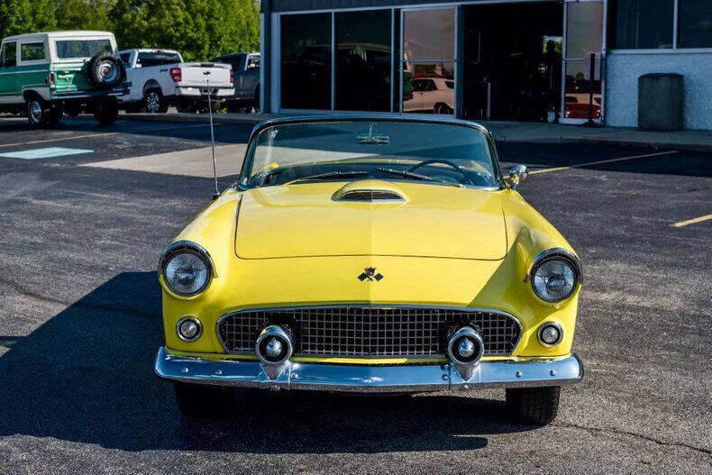 1955 Ford Thunderbird