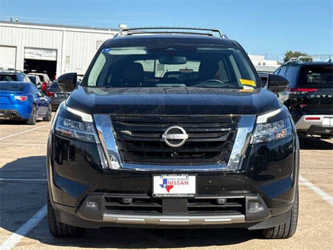 2022 Nissan Pathfinder Platinum