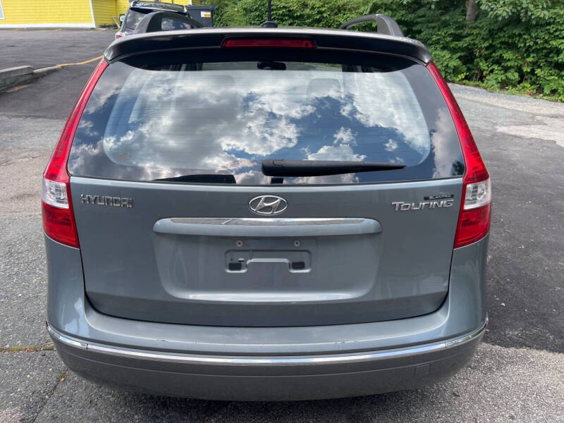 2010 Hyundai Elantra Touring GLS