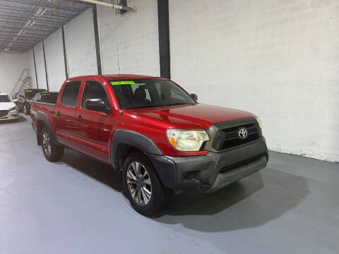 2012 Toyota Tacoma for sale at Lamberti Auto Collection in Plantation FL