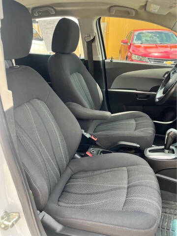 2020 Chevrolet Sonic LT