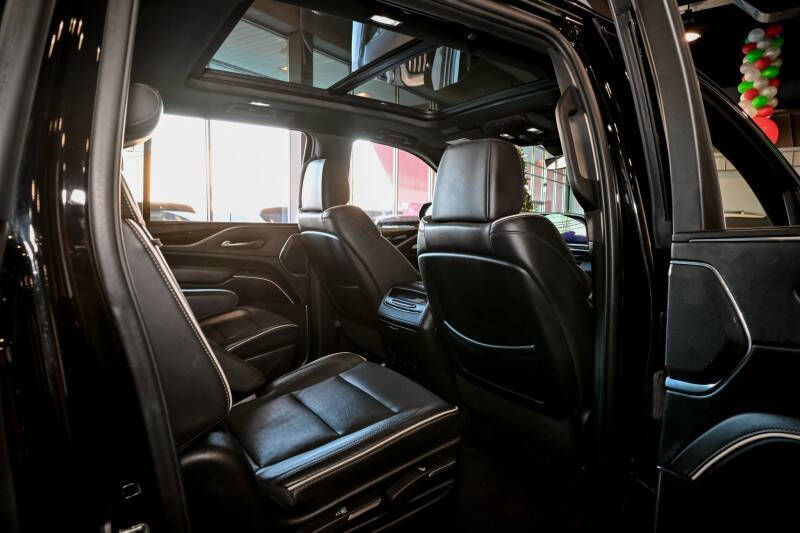 2022 Cadillac Escalade ESV Sport