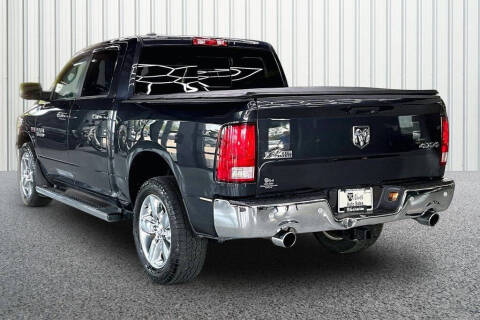 2017 RAM 1500 SLT