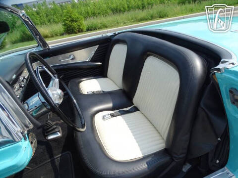 1955 Ford Thunderbird