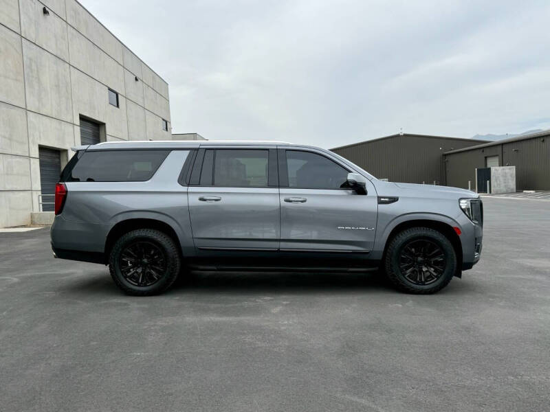 2022 GMC Yukon XL Denali