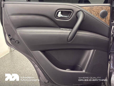 2024 Infiniti QX80 Premium Select