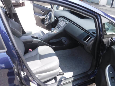 2013 Toyota Prius Two