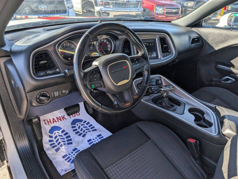 2019 Dodge Challenger SXT