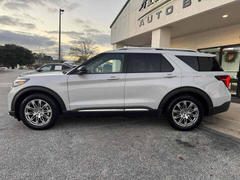 2025 Ford Explorer Platinum