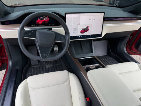 2023 Tesla Model S Standard Range